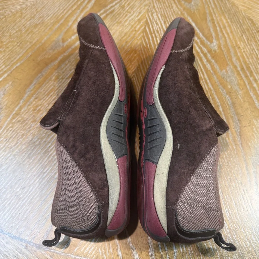 Merrell see photos